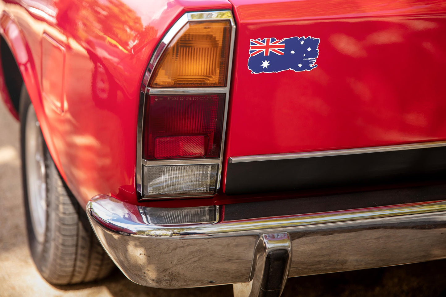 Distressed Australian Flag Car Sticker: Weatherproof Aussie Pride Decal – view 6