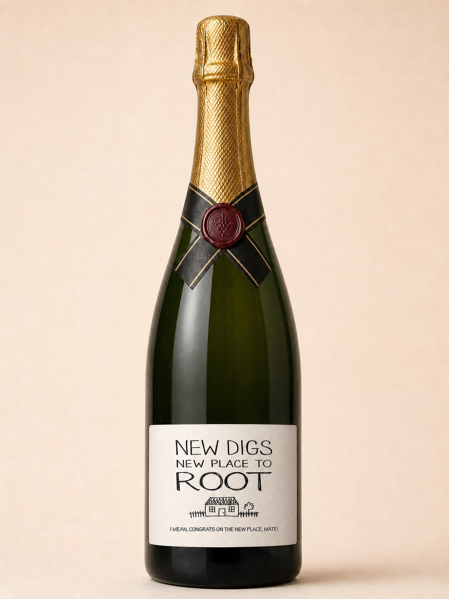 New Digs wine label in black and white – champagne bottle